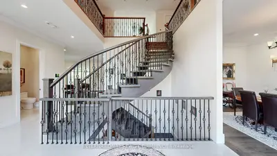 1286 Cambridge Drive, Oakville, On L6j 1s1