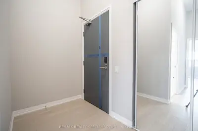 Condo Apartment in Oakville