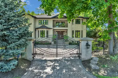 Detached in Oakville