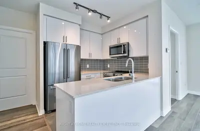 5033 Four Springs Avenue 2117, Mississauga, On L5r 0e4