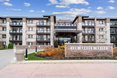 128 Garden Drive 112, Oakville, On L6k 2w5
