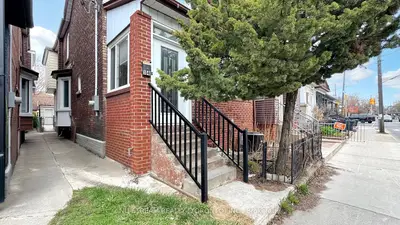 1040 Ossington Avenue, Toronto W02, On M6g 3v6