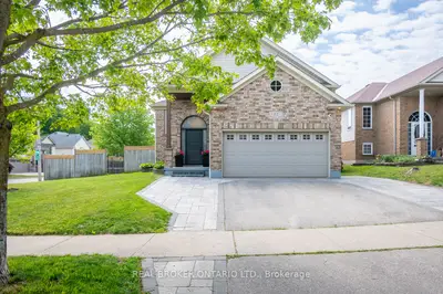 Detached in Halton Hills