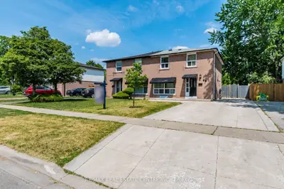 Semi-Detached in Brampton