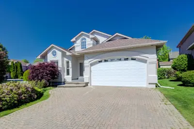 Detached in Oakville