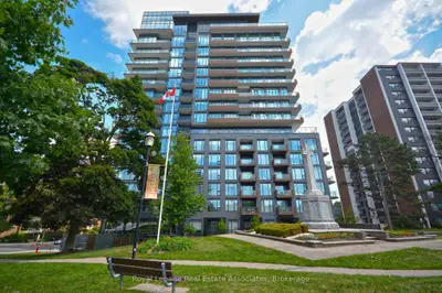 Condo Apartment in Mississauga