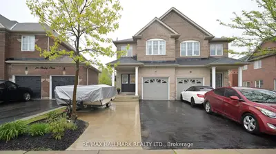 Semi-Detached in Brampton