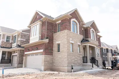 Detached in Milton