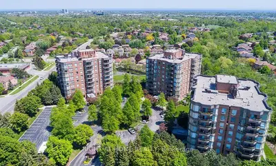 Condo Apartment in Oakville