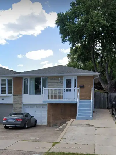 1207 Verhoeven Court, Mississauga, On L5c 1n5