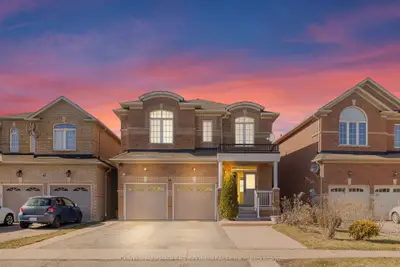 Detached in Brampton