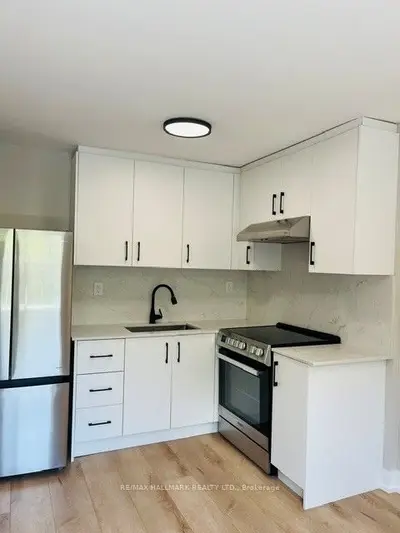 Store W Apt/Office in Toronto