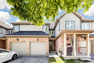Condo Townhouse in Mississauga