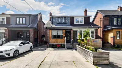 39 Exeter Street, Toronto, On M6n 1g3