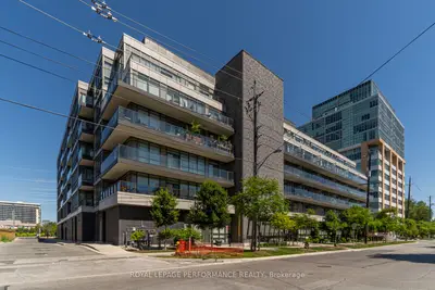Condo Apartment in Toronto