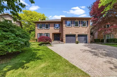 Detached in Oakville
