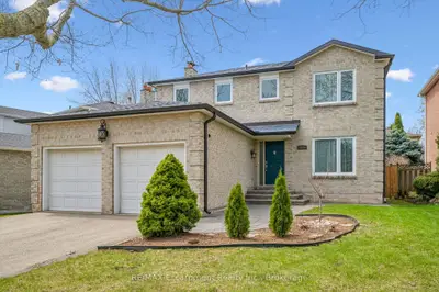 Detached in Oakville