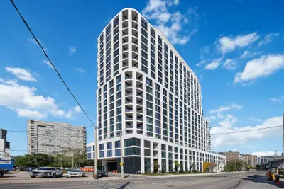 Condo Apartment in Toronto