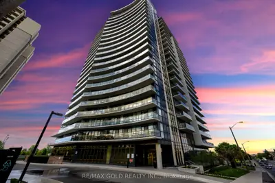 Condo Apartment in Toronto