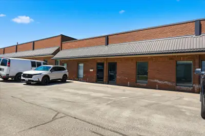 55 Sinclair Avenue 13 & 14, Halton Hills, On L7g 4x4