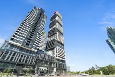 Condo Apartment in Mississauga