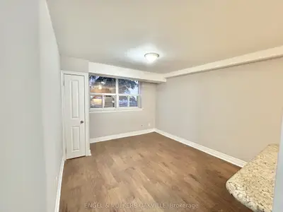 90 Twenty Fifth Street 31, Toronto, On M8v 3p9