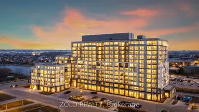 Condo Apartment in Milton