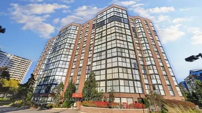 Condo Apartment in Mississauga