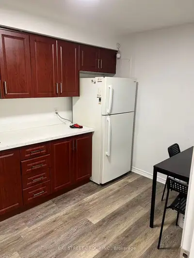 750 Wilson Avenue, Toronto, On M3k 1e2