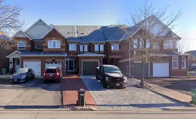 Att/Row/Townhouse in Mississauga