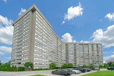 Condo Apartment in Toronto