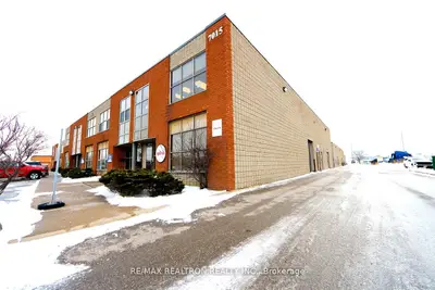 7015 Tranmere Drive 15, Mississauga, On L5s 1t7