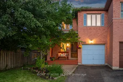 Semi-Detached in Oakville