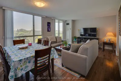 3077 Weston Road 606, Toronto, On M9m 3a1