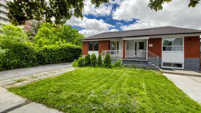 1 Council Crescent, Toronto, On M3j 1j5