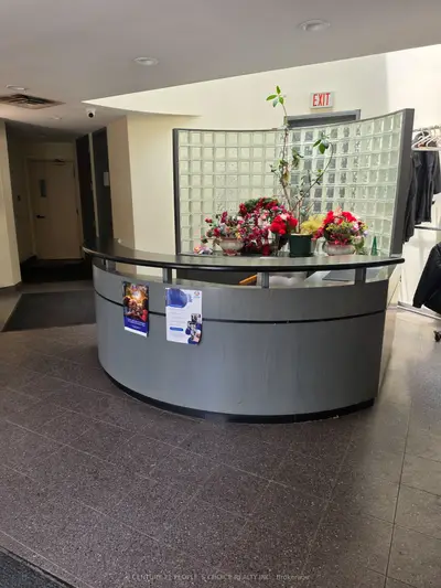 14 Haas Road 207, Toronto, On M9w 3a2