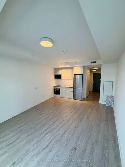 Condo Apartment in Mississauga