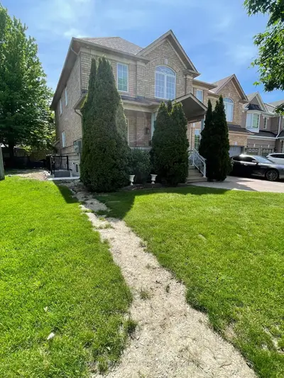 Detached in Brampton
