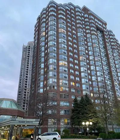 Condo Apartment in Mississauga