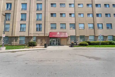 Condo Apartment in Toronto