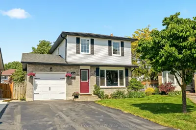 Detached in Burlington