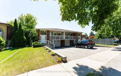 Semi-Detached in Mississauga