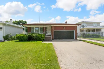 380 Targa Road, Mississauga, On L5a 1s5