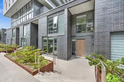 Condo Townhouse in Toronto
