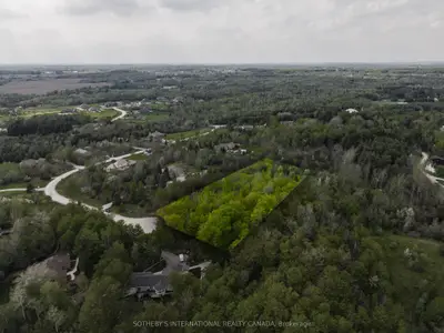 15 Morgan Drive, Halton Hills, On L7j 2l7