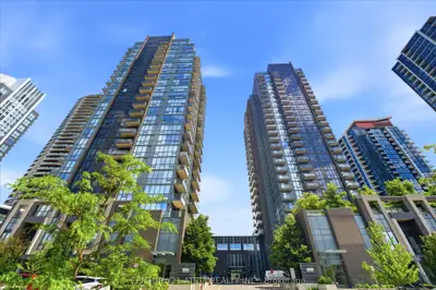 Condo Apartment in Mississauga