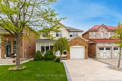 Detached in Brampton