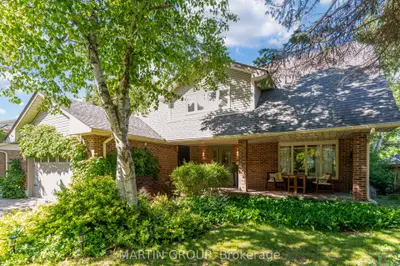 Detached in Oakville