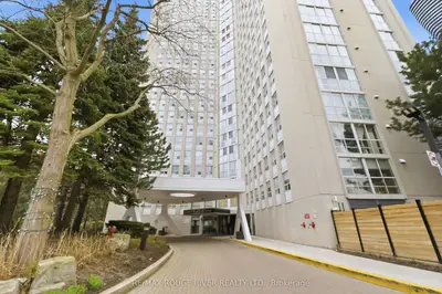 3650 Kaneff Crescent 1008, Mississauga, On L5a 4a1