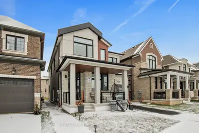 Detached in Oakville